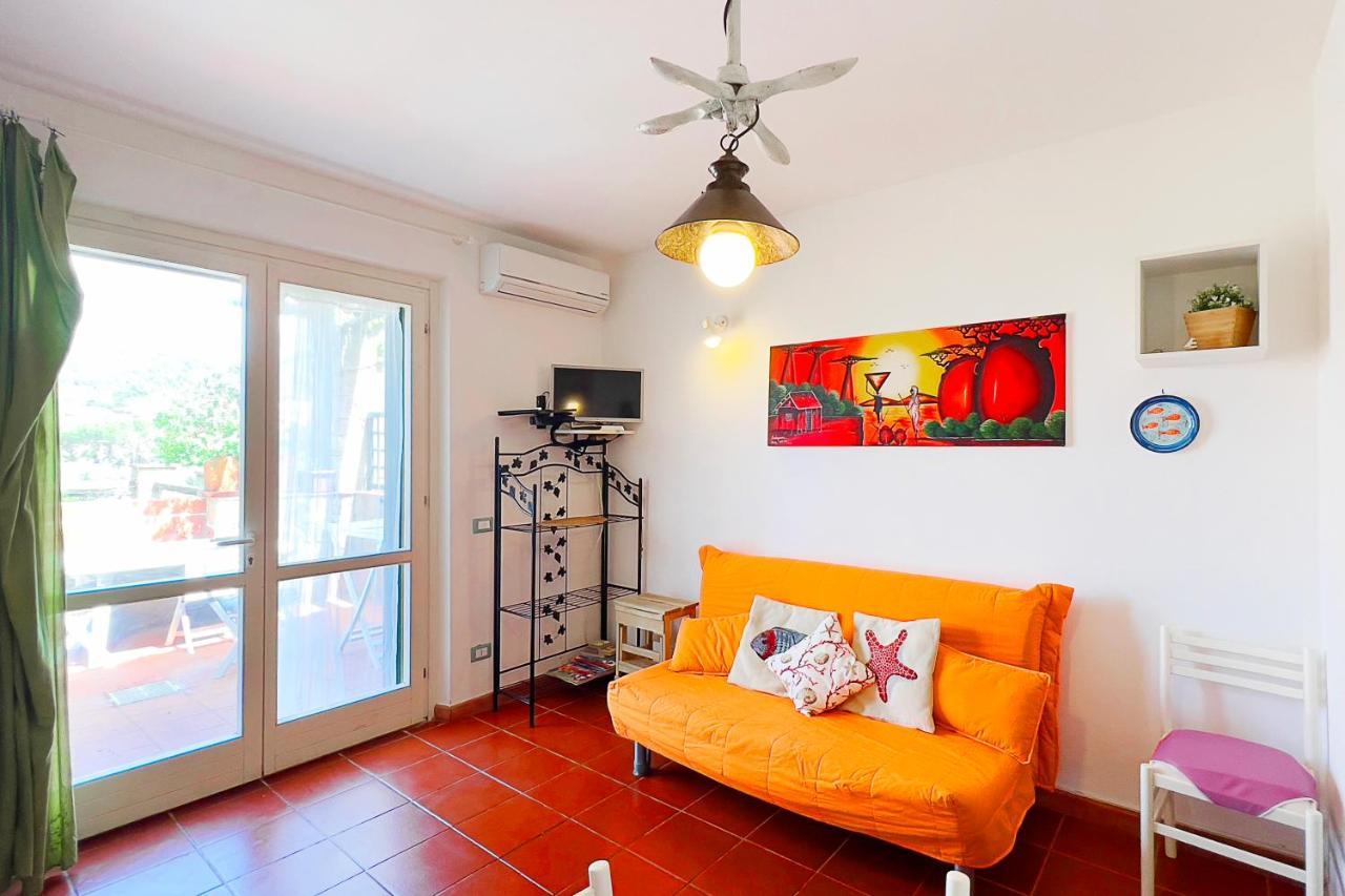 Bilocale Sant'Anna Vicolo Del Mughetto Villa ภายนอก รูปภาพ